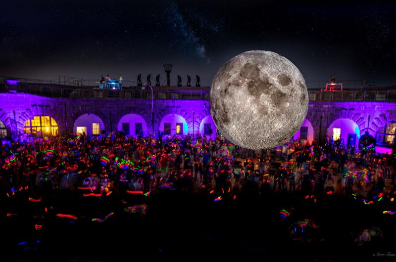 Dorset Moon at Nothe Fort, Weymouth 2019 Photo Ivor Toms Photography